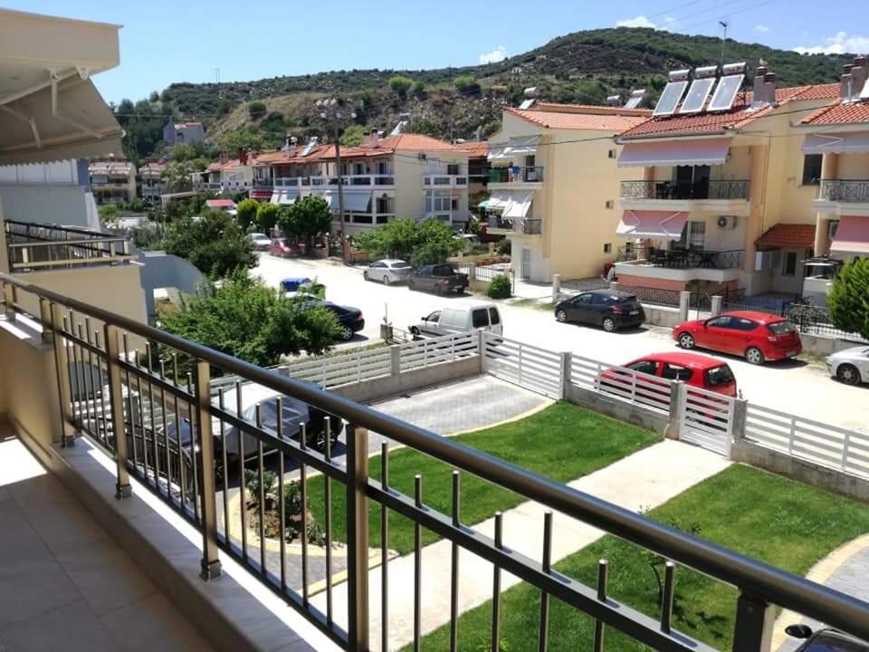 Myrsini'S Sea View Apartment Nea Peramos  Exterior photo