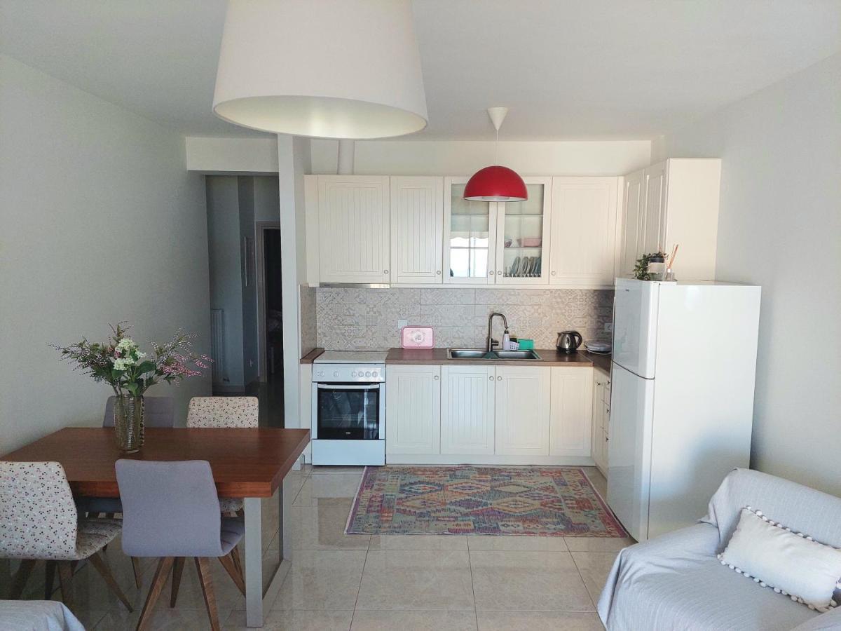 Myrsini'S Sea View Apartment Nea Peramos  Exterior photo